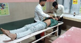 BADALAPUR. अज्ञात टैंकर की टक्कर से बाइक सवार युवक घायल